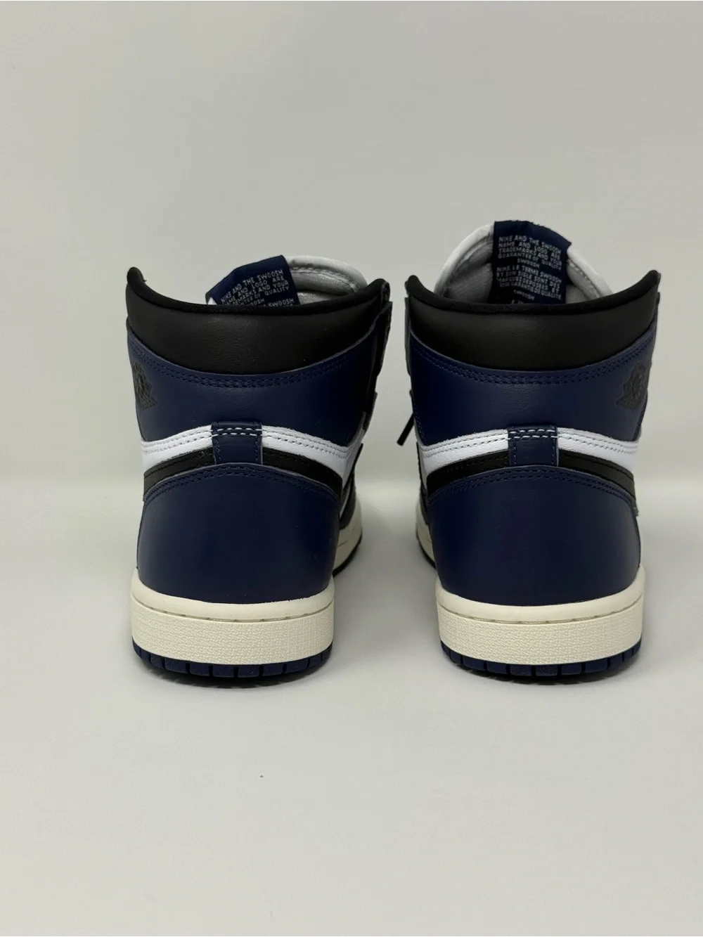 Size 5.5Y - Air Jordan 1 Retro OG High Midnight Navy GS